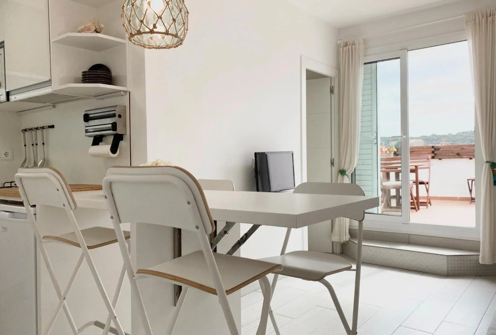 Lloguer30 White Home, Terrace With Views, Close To The Beach Sant Feliu de Guíxols