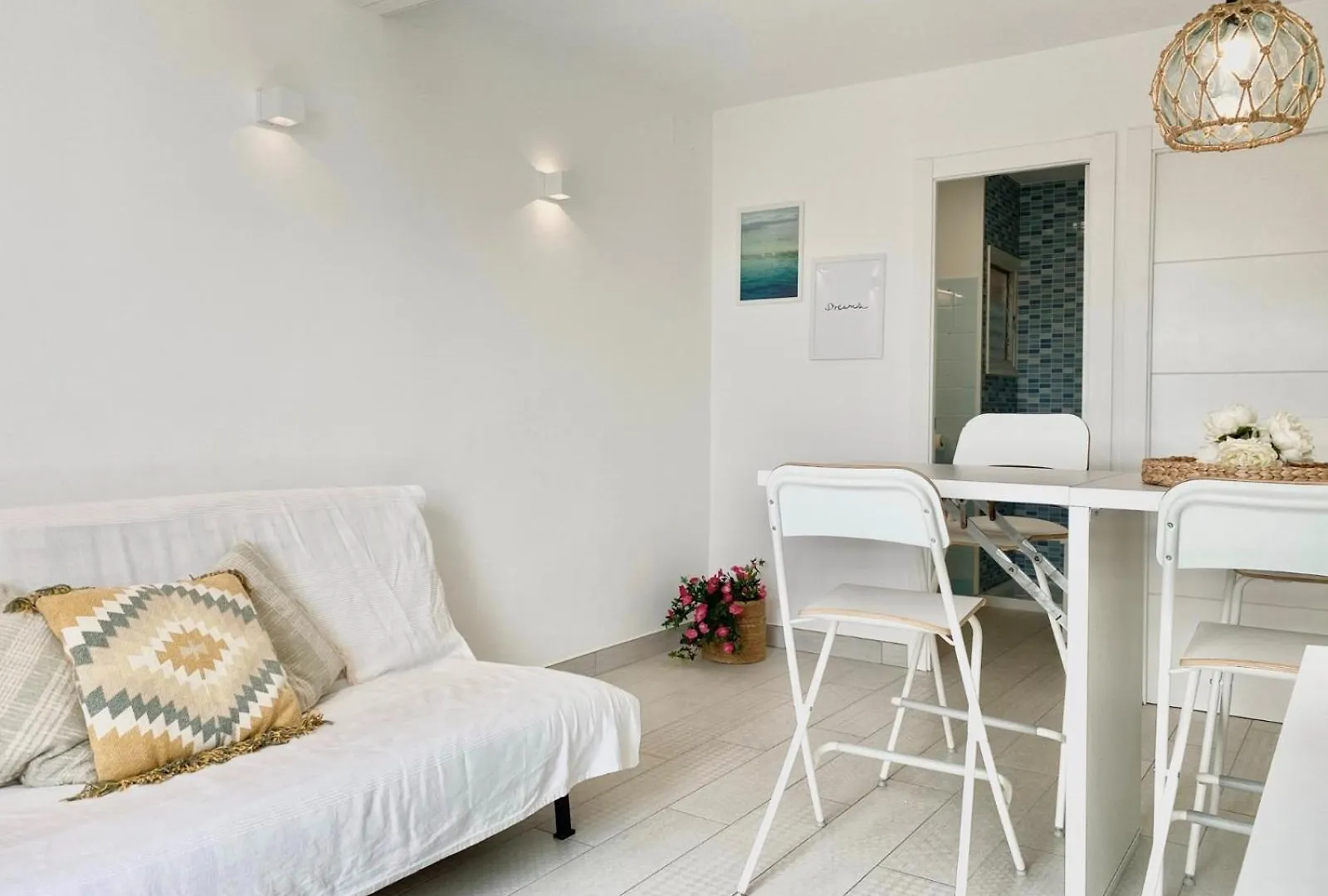 Lloguer30 White Home, Terrace With Views, Close To The Beach Sant Feliu de Guíxols